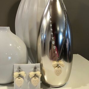 Tarina Tarantino Cream Heart Necklace